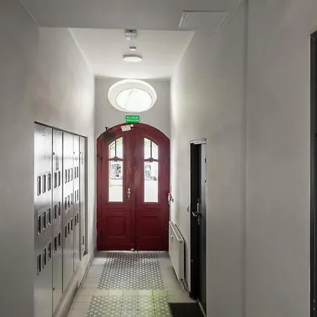 Apartment Cosy Gasiorowskich By The Wilson Park By Renters